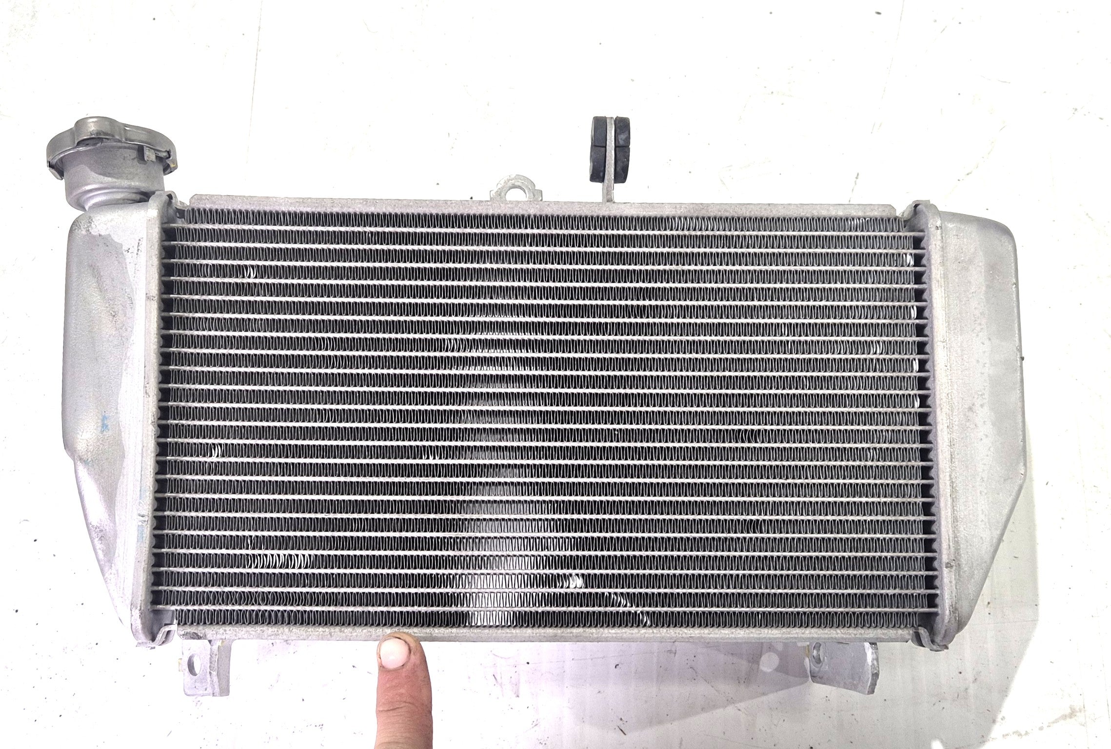2024 Yamaha R3 Radiator – GP Motorcycle Wreckers
