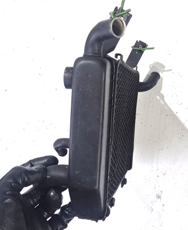 Suzuki 1998 TL1000R Bottom Radiator – GP Motorcycle Wreckers